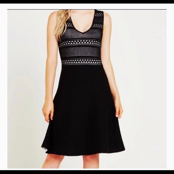 BCBGeneration Black w/ White V-Neck Sweater Dress  Fit & Flair Size Medium - Picture 1 of 13